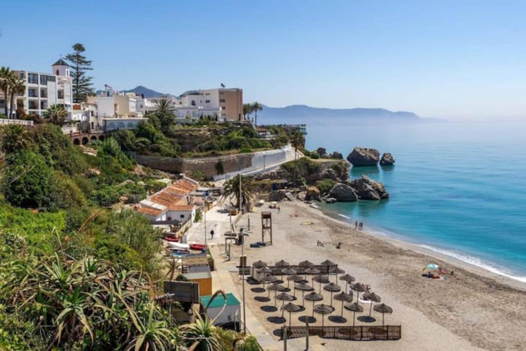 Central 2 Bedroom With Sea Views, Acapulco Playa, Nerja Exterior foto