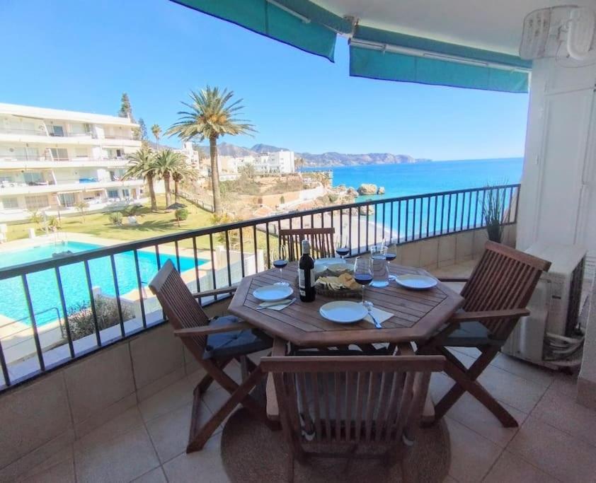 Central 2 Bedroom With Sea Views, Acapulco Playa, Nerja Exterior foto